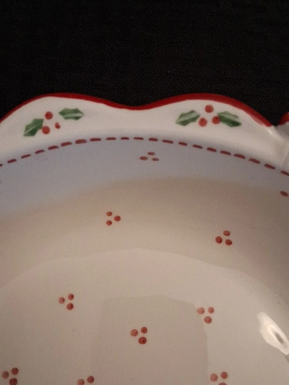 Temp-Tations White and Red Decorative Ceramic Bowl with Figurine Feet